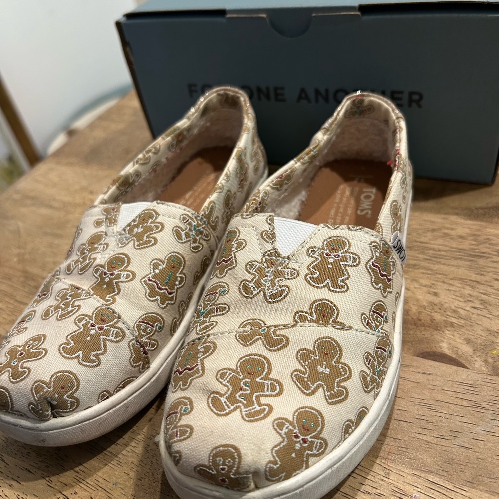 Toms Holiday Gingerbread Classic Shoes